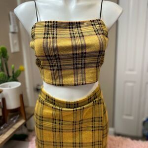 Liz & Sara Women’s Yellow Plaid Crop Top & Mini Skirt Set Size Large Two Piece O